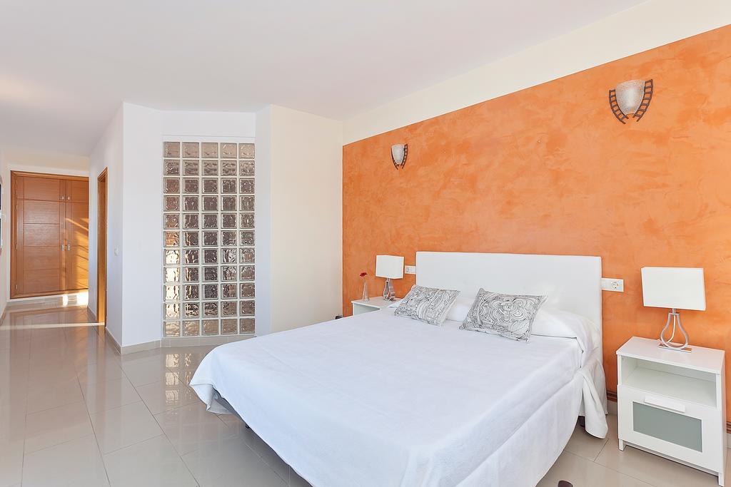 Holiday home Trobadors